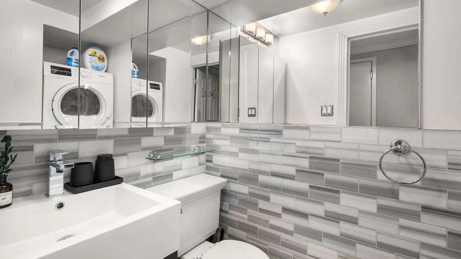 Sophisticated Stay In Vibrant Manhattan New York 0*,